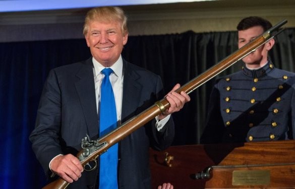 معلمان مدارس آمریکایی برای استفاده از سلاح دوره می‌بینند