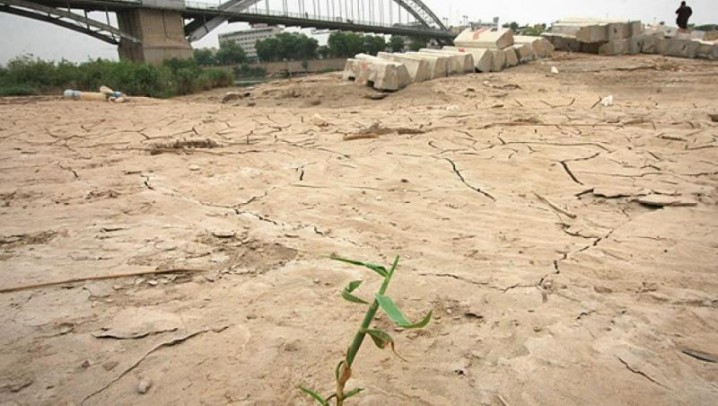 مجلس راهکارهای مقابله با کم آبی را بررسی کرد