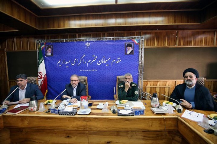 شعب بانک های عامل دینار زائران را در اختیارشان قرار می دهد