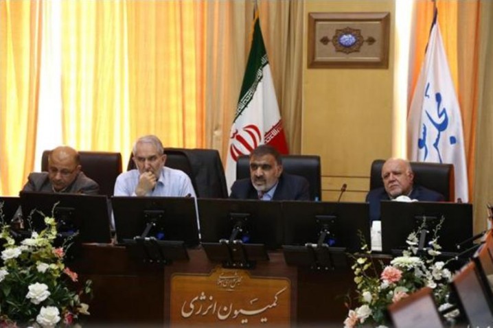 طرح اختصاص روزانه یک لیتر بنزین به هر ایرانی رد شد