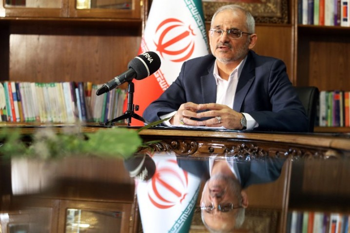 دبیر هیات دولت: کار دولت تعطیلی بردار نیست