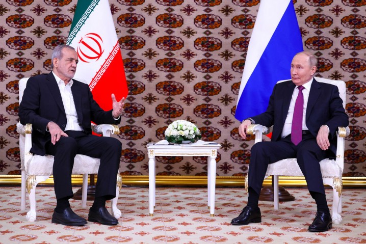 پشت پرده سفر هیئت بلندپایه روس به ایران در مقطعی حساس؛ قفل کریدوری ایران باز می‌شود؟