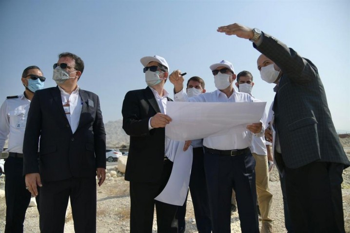 تکمیل زنجیره ارزش صنعت پتروشیمی از اولویت‌های توسعه‌ای است