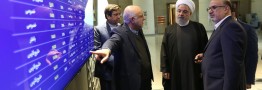 روحانی از نمایشگاه دستاوردهای صنعت پتروشیمی کشور بازدید کرد