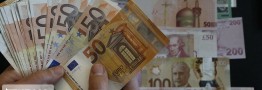مدیریت بازار ارز در گرو مهار نقدینگی و انتظارات تورمی