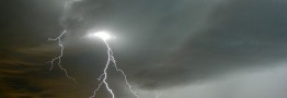 رعد و برق و وزش باد شدید در نوار شمالی کشور