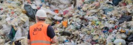 بطری آب معدنی و نوشابه را در کشورهای دیگر به مردم امانت می&zwnj;دهند/ چرا کیسه&zwnj;های پلاستیکی در ایران رایگان است؟ 