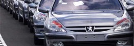 کاهش یک سوم قیمت خودرو در صورت ادامه دلار 12 هزار تومانی