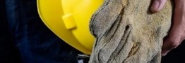 کارگران از ترس بیکاری در برابر تخلفات کارفرما سکوت می&zwnj;کنند