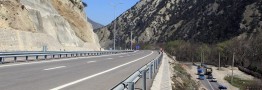 شاهکار محیط زیستی دولت احمدی نژاد: به پیمانکاران جاده تهران-شمال گفتند، جنگل را به جای طلبتان بردارید!