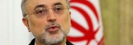 اعتراض شدید صالحی به وزیر انرژی آمریکا در مورد تمدید تحریم ها/مونیز: اوباما جلوی اجرای قانون ضد برجام را خواهد گرفت